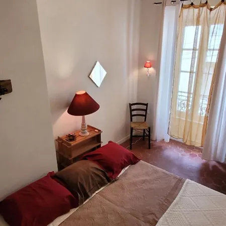 Bed & Breakfast Comme A La Maison - Accueil Public - Groupes - Rando - Velos - Motos *